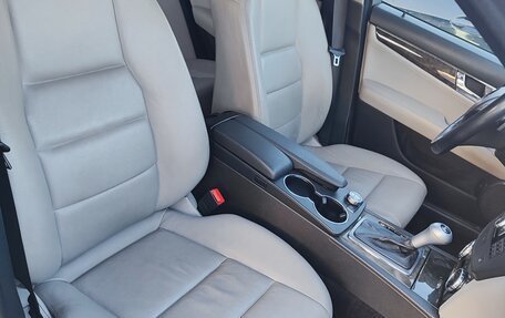 Mercedes-Benz C-Класс, 2010 год, 1 200 000 рублей, 27 фотография