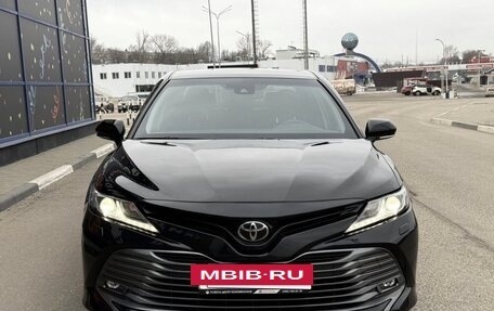 Toyota Camry, 2019 год, 2 485 000 рублей, 9 фотография