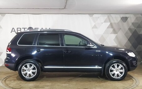 Volkswagen Touareg III, 2010 год, 999 000 рублей, 6 фотография