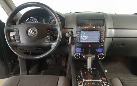Volkswagen Touareg III, 2010 год, 999 000 рублей, 14 фотография