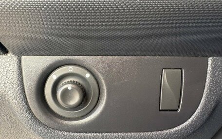 Renault Logan II, 2017 год, 530 000 рублей, 11 фотография