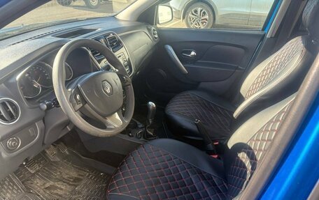 Renault Logan II, 2017 год, 530 000 рублей, 9 фотография