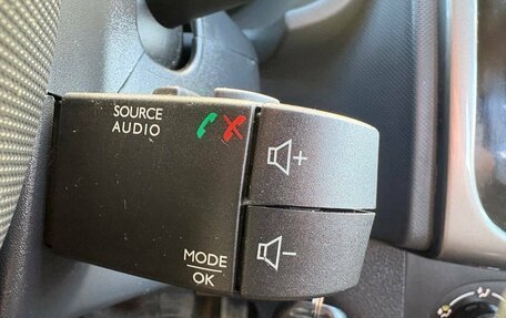 Renault Logan II, 2017 год, 530 000 рублей, 18 фотография