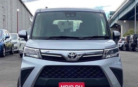 Toyota Roomy I, 2022 год, 1 010 777 рублей, 2 фотография