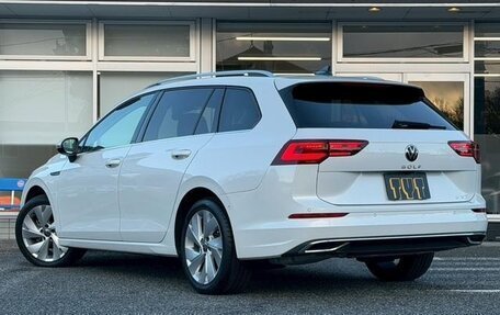 Volkswagen Golf VIII, 2022 год, 1 410 000 рублей, 4 фотография