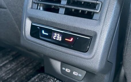 Volkswagen Golf VIII, 2022 год, 1 410 000 рублей, 31 фотография