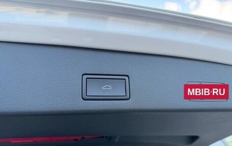 Volkswagen Golf VIII, 2022 год, 1 410 000 рублей, 33 фотография