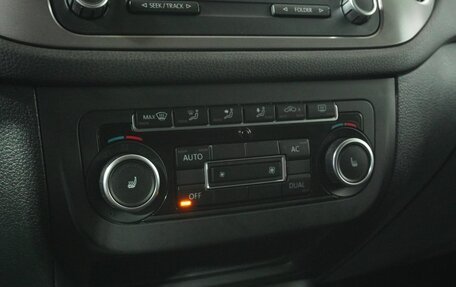 Volkswagen Tiguan I, 2011 год, 1 167 000 рублей, 13 фотография