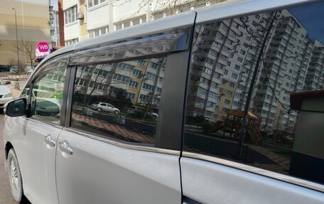 Toyota Esquire I, 2015 год, 1 800 000 рублей, 4 фотография