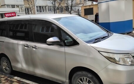 Toyota Esquire I, 2015 год, 1 800 000 рублей, 5 фотография