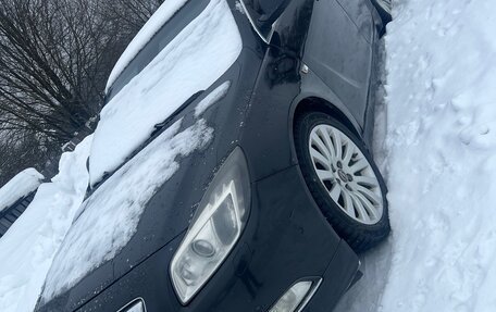 Opel Insignia II рестайлинг, 2010 год, 700 000 рублей, 3 фотография