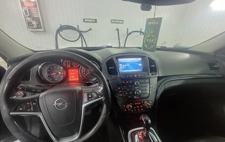 Opel Insignia II рестайлинг, 2010 год, 700 000 рублей, 10 фотография