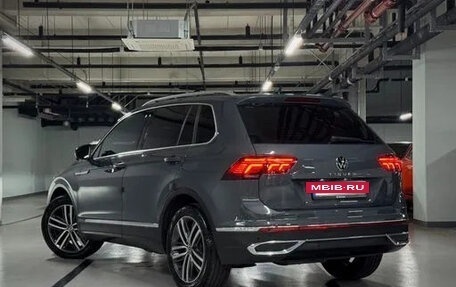 Volkswagen Tiguan II, 2024 год, 4 100 000 рублей, 4 фотография