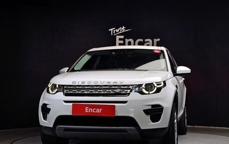 Land Rover Discovery Sport I рестайлинг, 2019 год, 2 250 000 рублей, 3 фотография