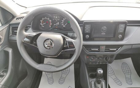 Skoda Rapid II, 2020 год, 1 750 000 рублей, 11 фотография