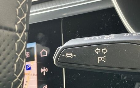 Audi Q3, 2021 год, 1 900 000 рублей, 19 фотография