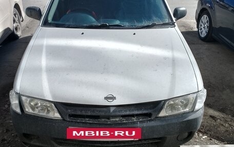 Nissan AD II, 2000 год, 350 000 рублей, 3 фотография