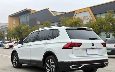 Volkswagen Tiguan II, 2022 год, 2 247 018 рублей, 4 фотография