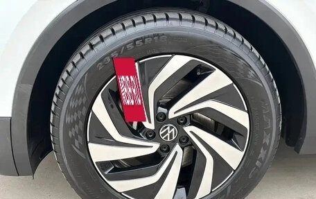 Volkswagen Tiguan II, 2022 год, 2 247 018 рублей, 13 фотография