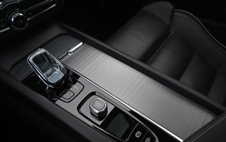 Volvo XC60 II, 2023 год, 6 200 000 рублей, 16 фотография