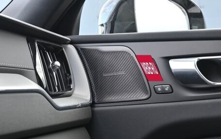 Volvo XC60 II, 2023 год, 6 200 000 рублей, 12 фотография