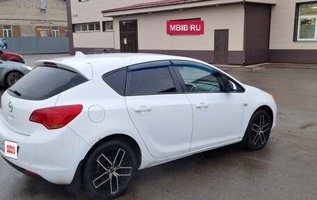 Opel Astra J, 2011 год, 565 000 рублей, 5 фотография