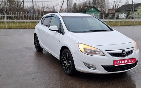 Opel Astra J, 2011 год, 565 000 рублей, 7 фотография
