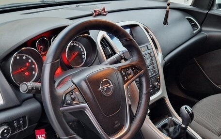 Opel Astra J, 2011 год, 565 000 рублей, 11 фотография