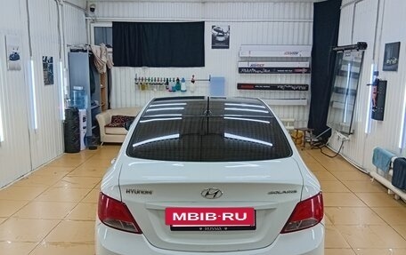 Hyundai Solaris II рестайлинг, 2015 год, 541 000 рублей, 2 фотография