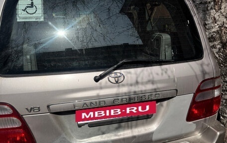 Toyota Land Cruiser 100 рестайлинг 2, 2003 год, 3 200 000 рублей, 4 фотография