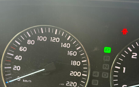 Toyota Land Cruiser 100 рестайлинг 2, 2003 год, 3 200 000 рублей, 8 фотография