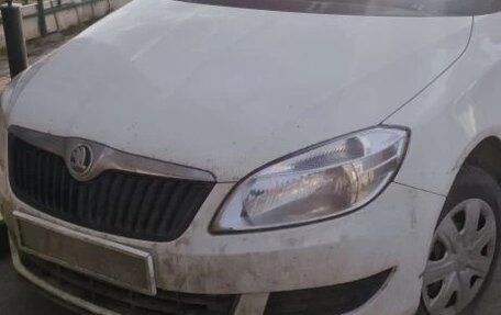 Skoda Fabia II, 2014 год, 400 000 рублей, 7 фотография