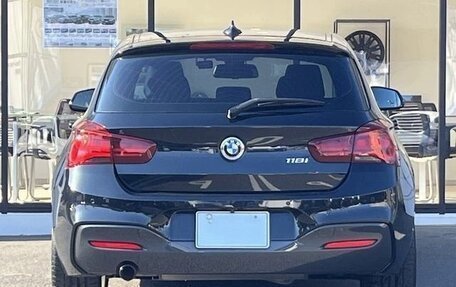 BMW 1 серия, 2017 год, 1 340 000 рублей, 5 фотография