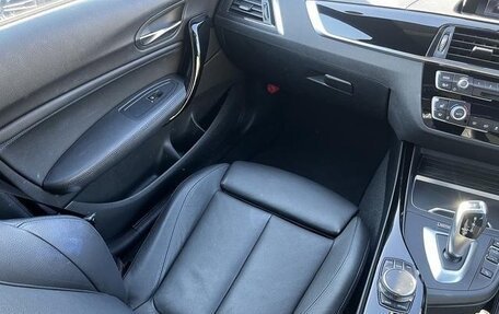 BMW 1 серия, 2017 год, 1 340 000 рублей, 11 фотография