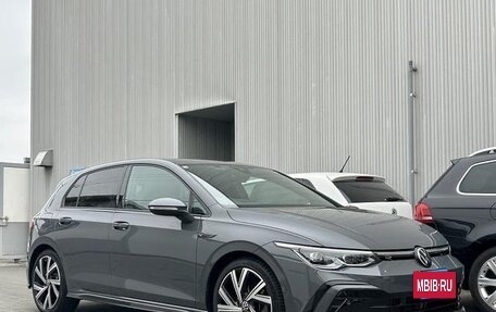 Volkswagen Golf VIII, 2022 год, 1 200 000 рублей, 2 фотография