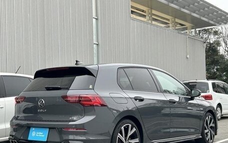 Volkswagen Golf VIII, 2022 год, 1 200 000 рублей, 4 фотография