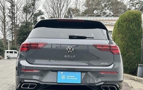 Volkswagen Golf VIII, 2022 год, 1 200 000 рублей, 5 фотография