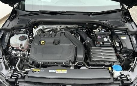 Volkswagen Golf VIII, 2022 год, 1 200 000 рублей, 17 фотография