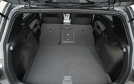 Volkswagen Golf VIII, 2022 год, 1 200 000 рублей, 18 фотография