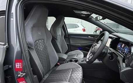 Volkswagen Golf VIII, 2022 год, 1 200 000 рублей, 13 фотография