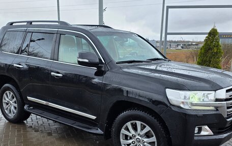 Toyota Land Cruiser 200, 2015 год, 5 400 000 рублей, 6 фотография