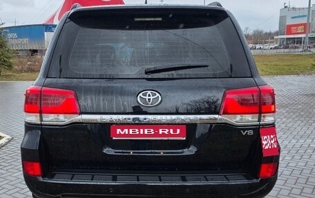 Toyota Land Cruiser 200, 2015 год, 5 400 000 рублей, 5 фотография