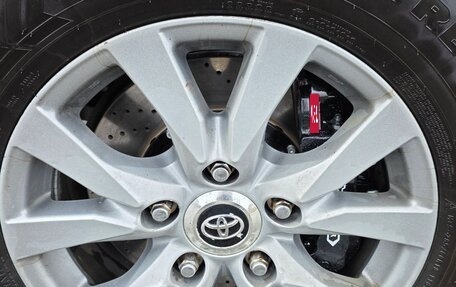 Toyota Land Cruiser 200, 2015 год, 5 400 000 рублей, 16 фотография