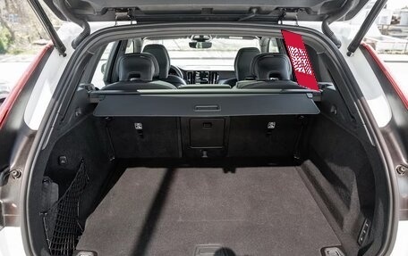 Volvo XC60 II, 2023 год, 5 900 000 рублей, 11 фотография