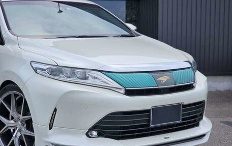Toyota Harrier, 2020 год, 2 245 000 рублей, 3 фотография