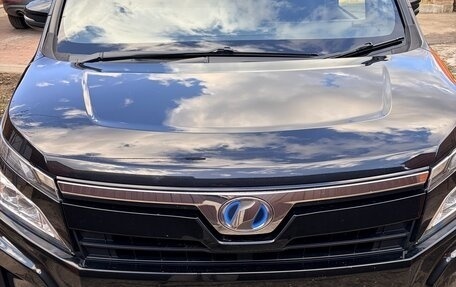 Toyota Voxy III, 2019 год, 2 350 000 рублей, 2 фотография