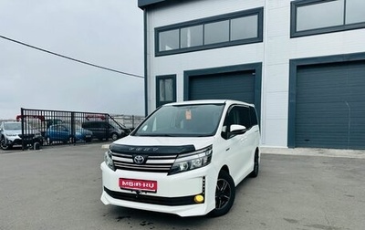 Toyota Voxy III, 2014 год, 1 799 000 рублей, 1 фотография