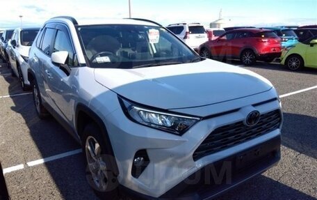 Toyota RAV4, 2019 год, 3 000 000 рублей, 1 фотография