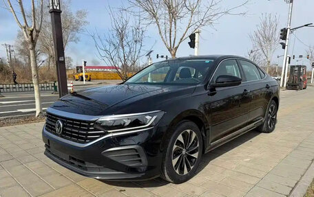 Volkswagen Passat B8 рестайлинг, 2022 год, 2 190 000 рублей, 1 фотография