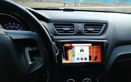 KIA Rio III рестайлинг, 2015 год, 1 040 000 рублей, 2 фотография